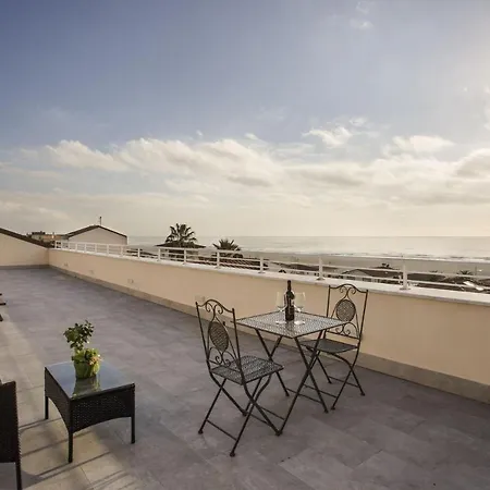 Nuovo Tirreno 3* Lido di Camaiore