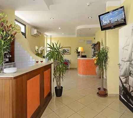 Nuovo Tirreno 3* Lido di Camaiore