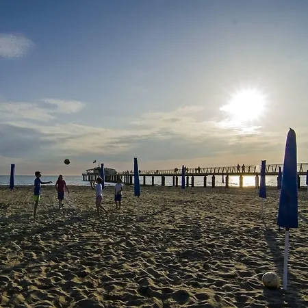 Nuovo Tirreno Lido di Camaiore